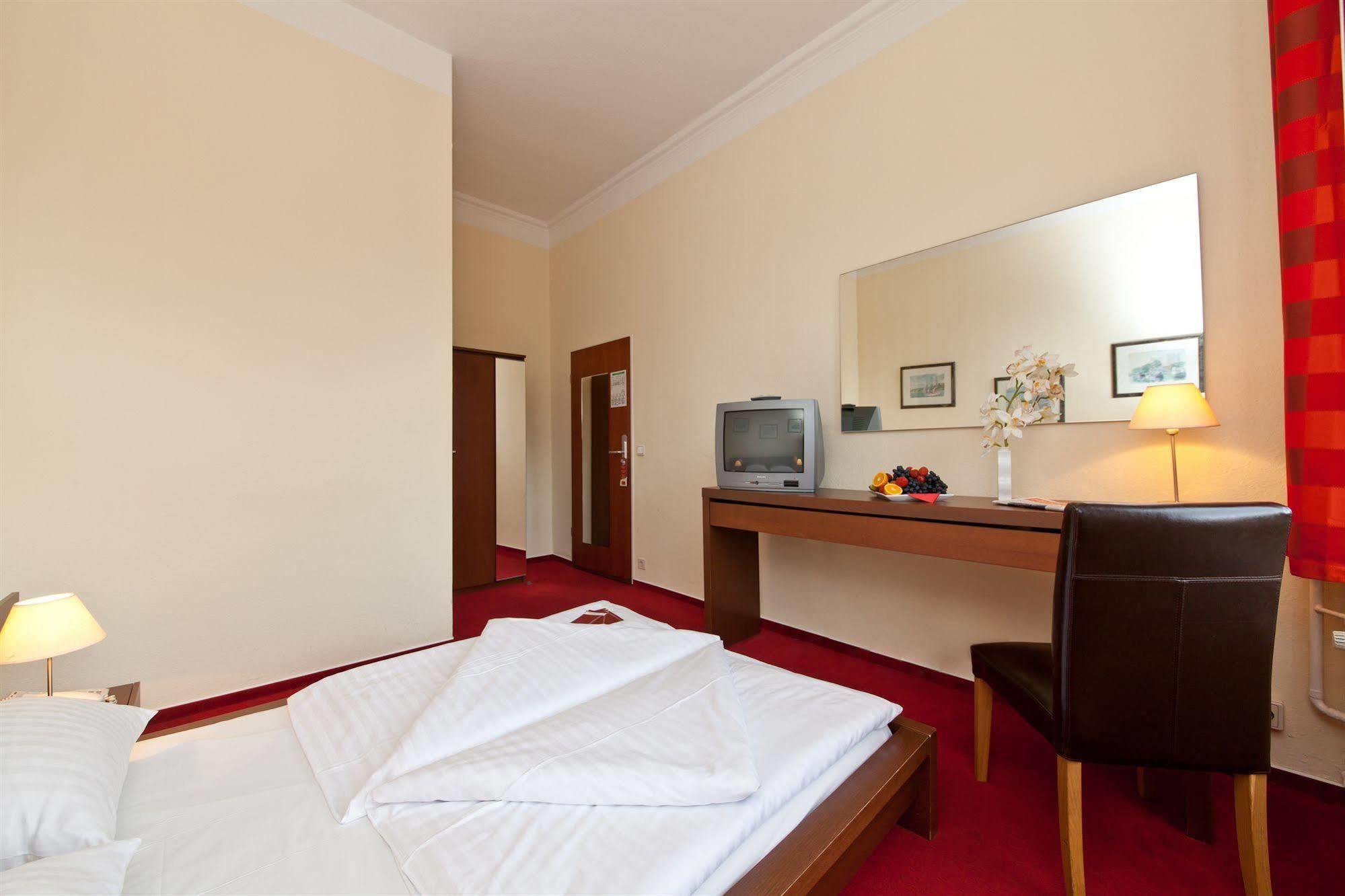 Hotel Holstenwall Hamburg Neustadt Exterior photo