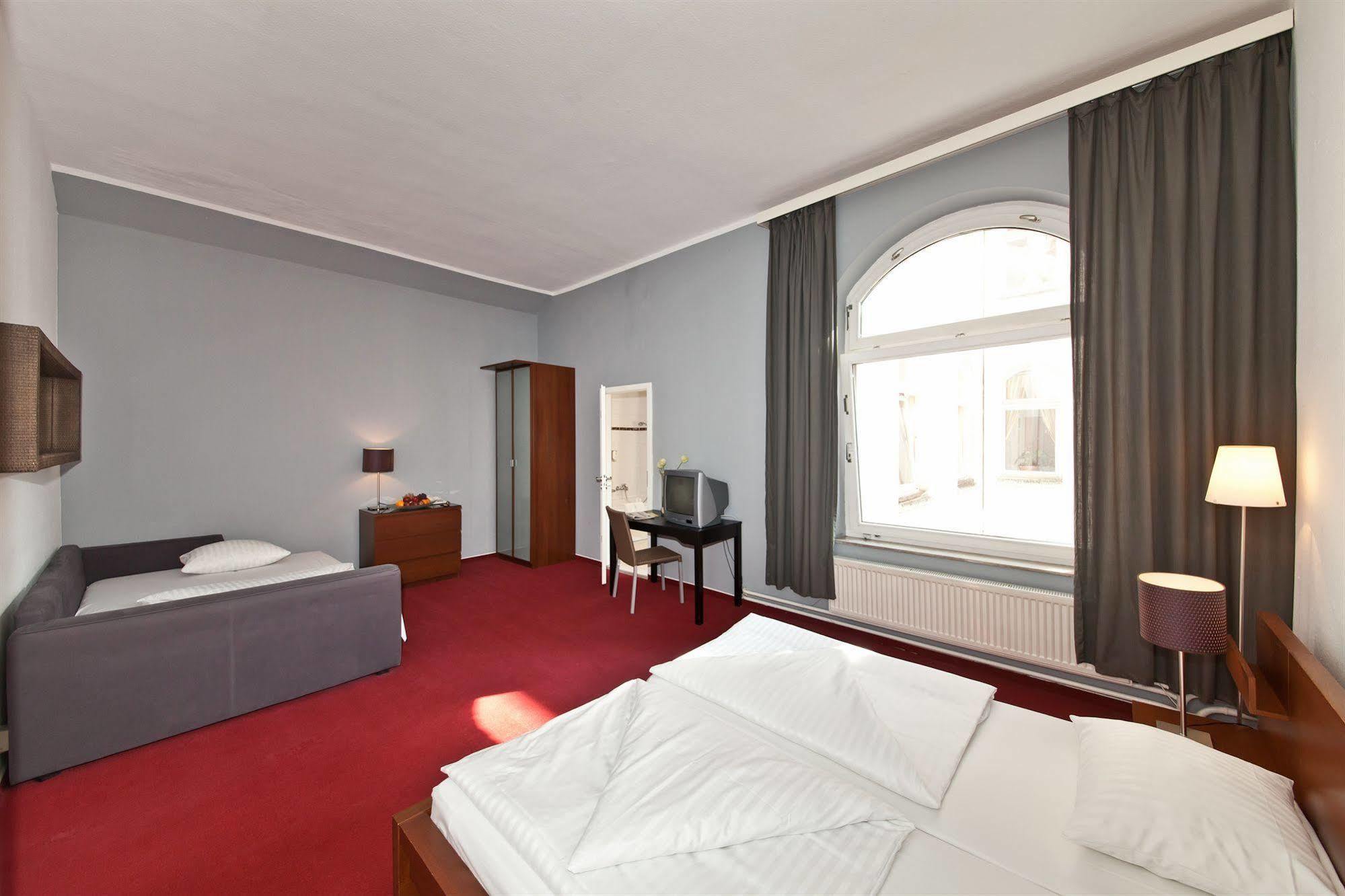 Hotel Holstenwall Hamburg Neustadt Exterior photo