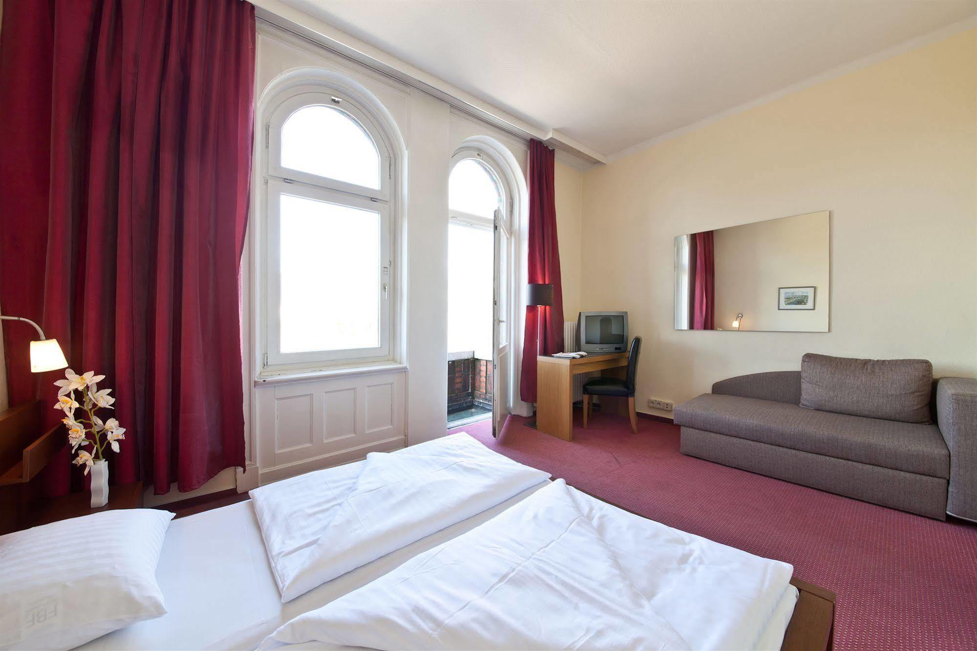 Hotel Holstenwall Hamburg Neustadt Exterior photo